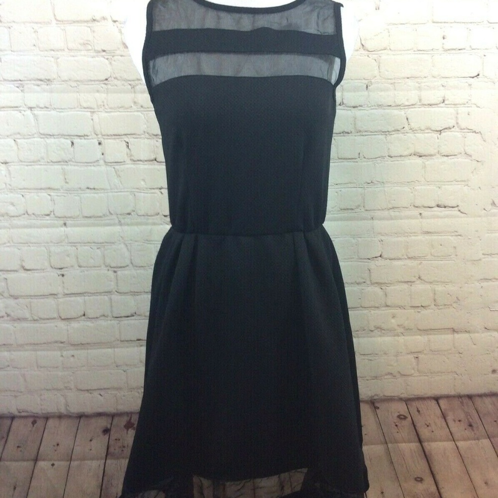 Liberty Love Black A Line Pouf Dress Size Small